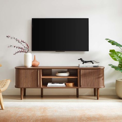 Tv Console Modern, Center Storage, Tv Stand Decor, Modern Entertainment Center, Media Stand, Appartement Design, Living Room Tv Stand, Mid Century Modern Living Room, Tv Stand Wood