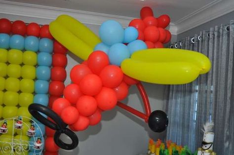 Little Tin Soldier Birthday Party Ideas | Photo 11 of 12 | Catch My Party Soldier Birthday Party, Airplane Balloon, Balloon Airplane, Tom Cake, Plane Party, Plane Decor, Planes Birthday, Airplane Baby Shower, Tin Soldier