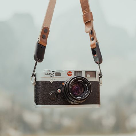 10 Best Camera Straps in 2022 | PetaPixel Leather Camera Strap, Peak Design, Camera Straps, Tool Belt, Camera Strap, Mirrorless Camera, Best Camera, Art Business, Coach Swagger Bag