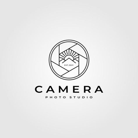 Camera lens photography logo with nature... | Premium Vector #Freepik #vector #logo #camera #studio #lens Creative Photography Logo, Best Photography Logo, Photographers Logo Design, Logo Foto, Camera Logos Design, Logo Nature, Foto Logo, Logo Minimalista, Lens Logo