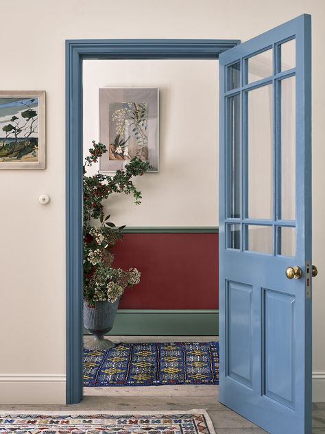 Breakfast Room Green, Hallway Paint, Headboard Shapes, Paint Trends, Farrow Bal, Trending Paint Colors, Farrow And Ball Paint, Farrow And Ball, Hus Inspiration