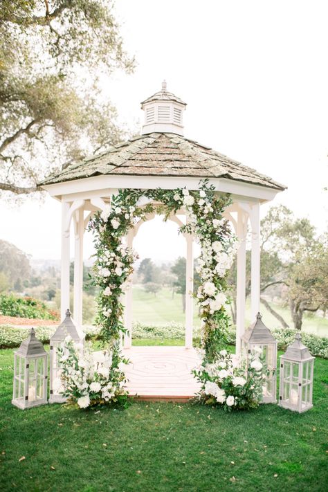 Gallery - Timeless Charm Outdoor Wedding Ideas Gazebo Wedding Ceremony, Gazebo Wedding Decorations, Painted Invitations, Gazebo Decorations, Majlis Perkahwinan, Outdoor Wedding Ideas, Gazebo Wedding, Desain Lanskap, Garden Wallpaper