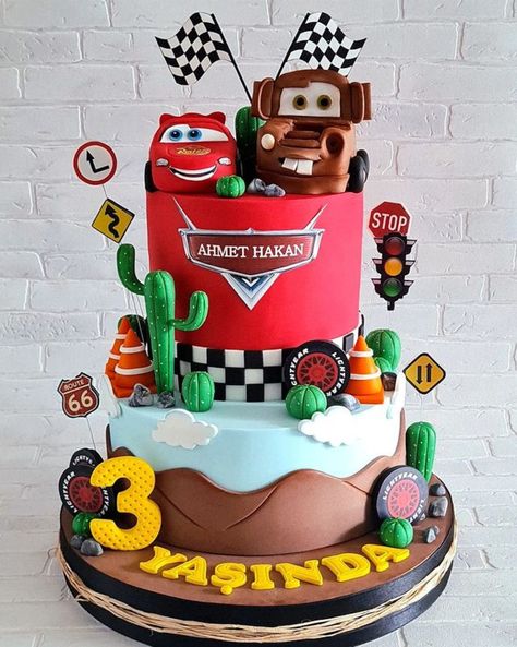 disney cars birthday cake idea Lightning Mcqueen And Mater Cake, Cars Movie Theme Cake, Lightning Mcqueen Cake Simple, Lighting Mcqueen Cake Ideas, 2 Themes In One Cake, Lightning Mcqueen Cakes, Cars Disney Birthday Cake, Disney Pixar Cars Birthday Cake, Cars 2nd Birthday Party Cake