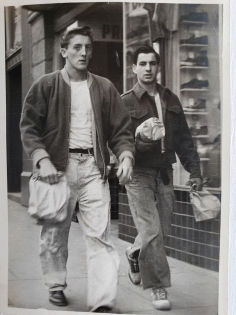 Fascinating Snaps Captured People Walking on Vancouver's Streets in the 1950s People Walking Towards Camera, Person Walking Towards Camera Reference, Person Walking Down Street, Person Walking Photography, Walking And Talking Pose Reference, Two People Walking Reference Drawing, Walking Person Reference, Two People Walking Together Reference, 2 People Walking Reference