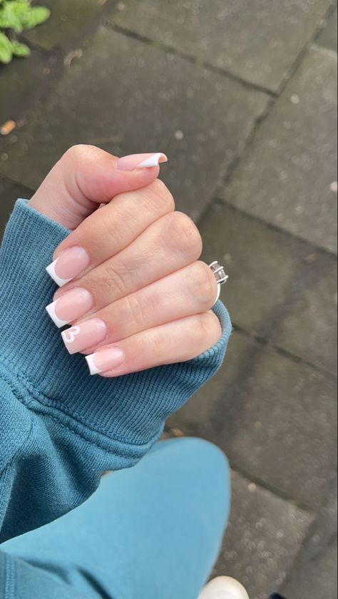 Hoț Girl Summer Nails, Simple Nails For School Natural, Basic Nail Inspo Summer, Normal Nails Design, Back To School Nails For Teens, Nails Kurz, Nails For School, Nails Sommer, Sommer Nails