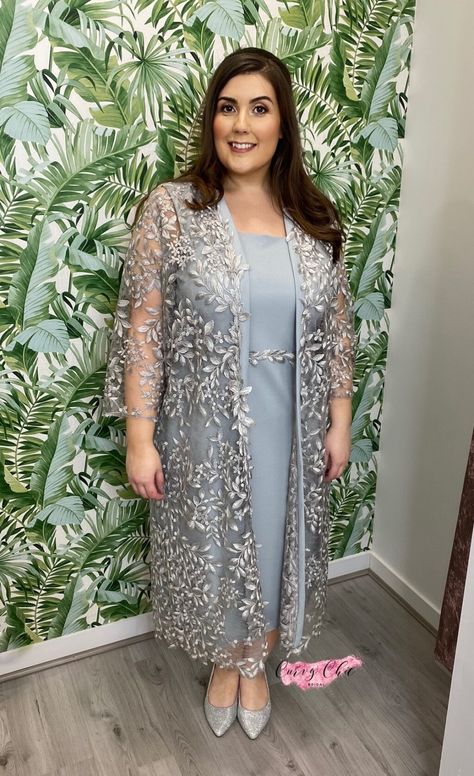 Abigail | Curvy Chic Bridal | Mother of the Bride size 24 dress and jacket Elegantes Party Outfit, Mother Of The Bride Plus Size, Baju Kahwin, Mother Of Bride Dress, Beaded Work, Mother Of Bride Outfits, Mother Of The Bride Dresses Long, Grey Lace, Mother Of Groom Dresses