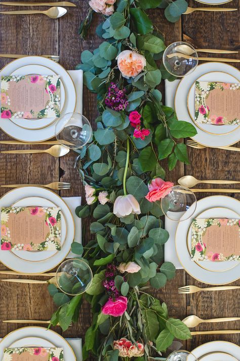 Read More: http://www.stylemepretty.com/2015/05/06/a-whimsical-and-intimate-garden-brunch/ Wedding Shower Brunch Decorations, Brunch Mesa, Wedding Shower Brunch, Decoration Evenementielle, Brunch Decor, Garden Bridal Showers, Brunch Table, Spring Brunch, Bridal Shower Brunch