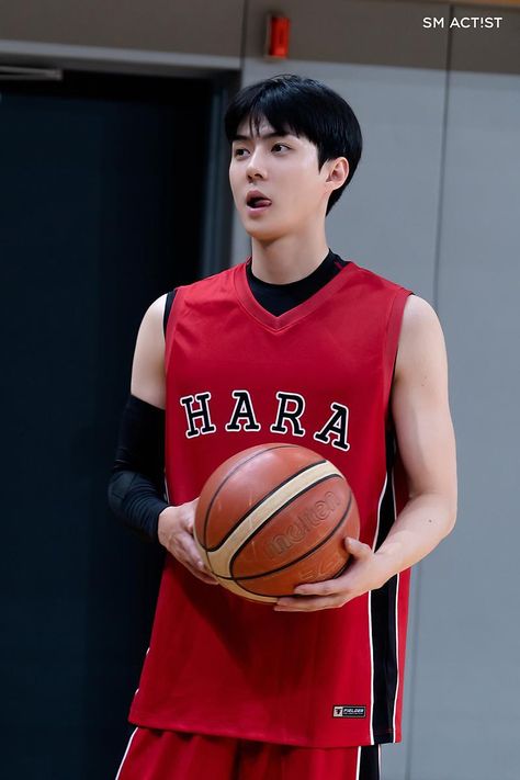 Sehun Cute, Exo Album, Positive Wallpapers, Basketball Clothes, Dark Anime Guys, Kris Wu, Exo Members, Exo Sehun, Oh Sehun