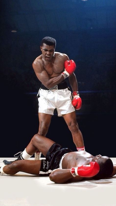 Muhammad Ali Wallpaper, Ali Boxing, Muhammad Ali Boxing, Muhammad Ali Quotes, 1 Vs 1, Foto Sport, Boxe Thai, Trening Sztuk Walki, محمد علي