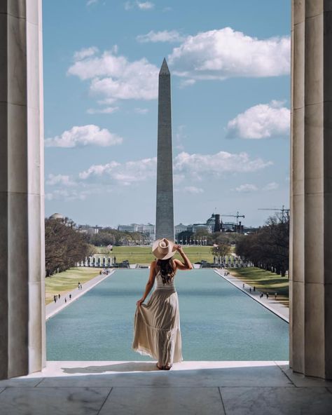 51 Most Instagrammable Places in Washington DC (2021 Guide) Poses In Washington Dc, Dc Portrait Photography, Cute Washington Dc Pics, Instagram Washington Dc, Photo Ideas In Washington Dc, Washington Dc Photoshoot Ideas, Washington Dc Outfits Fall, Capitol Hill Outfit Washington Dc, Capitol Washington Dc