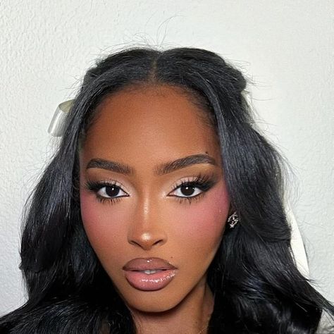 KEVIN LUONG on Instagram: "Baby Doll 🎀 @theleahalexander Hair: @thedivodavinci #makeup #makeupartist" Bombshell Makeup Black Women, Soft Birthday Glam Makeup, Makeup Inspo Soft Glam, Babydoll Makeup Black Women, Bratz Doll Makeup Look Black Women, Bright Makeup Looks Black Women, Pastel Makeup Looks Dark Skin, 50s Makeup Black Women, Beats By Deb Makeup