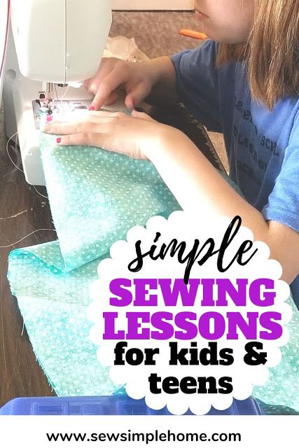 Couture, Sewing Classes For Kids, Teaching Kids To Sew, Syprosjekter For Nybegynnere, Sewing Classes For Beginners, Sewing Station, Teaching Sewing, Hand Sewing Projects, Sew Simple