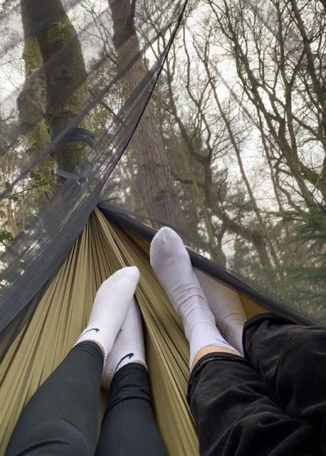 Hammock With Boyfriend, Couple In Hammock Aesthetic, Camping Aesthetic Boyfriend, Couple Hammock Aesthetic, Hammock Camping Aesthetic, Camping With Boyfriend Aesthetic, Outdoor Couple Aesthetic, Couple Camping Photos, Camping Date Aesthetic