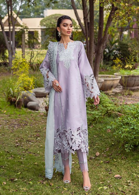 Punjabi Suit Boutique, Shirt Trouser, Designer Punjabi Suits, Lavender Dresses, Cotton Dupatta, Embroidery Suits Design, Boutique Dress Designs, Lawn Suits, Pakistani Dress Design