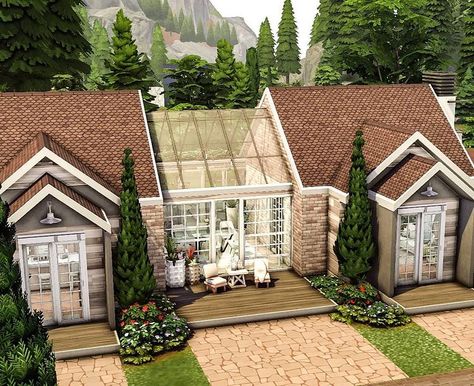 plummysims • elfathiera on Instagram: “I made a house that has a built-in sun room feature in the center of the house. Made in Glimmerbrook because the lighting is 🔥 Do you like…” Sims 4 Houses Layout 3 Story, Sims 4 House Design Ideas, Sims 4 Houses Unique, Cool Houses Sims 4, Beginner Sims 4 House, Sims 4 Cottage Mansion, Houses In Sims 4, Sims Floor Plans Small, Cute Sims 4 Houses No Cc