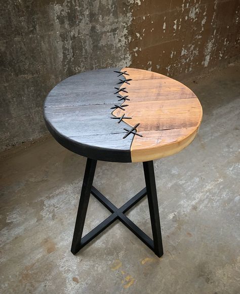 Wood And Steel Furniture Ideas, Iron Wood Furniture, Unique Round Table, Steel And Wood Furniture, Metal Wood Furniture, Metal And Wood Furniture, Wood And Metal Furniture, Old Wood Furniture, Iron Furniture Design