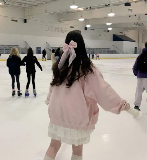 Ice Skating Outfit, Skating Aesthetic, Winter Princess, The Cardigans, Ice Rink, Skating Outfits, Pink Girly Things, Pink Bow, Ice Skating