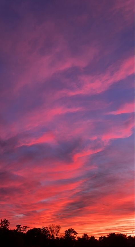 Sunset Skies Aesthetic, How Pinterest Sees Me Color, Color Asethic, Wallpaper Backgrounds Sunset, Wallpaper Iphone Sunset, Sunset Pfp, Sunset Lockscreen, Backgrounds Sunset, Pink Sky Sunset