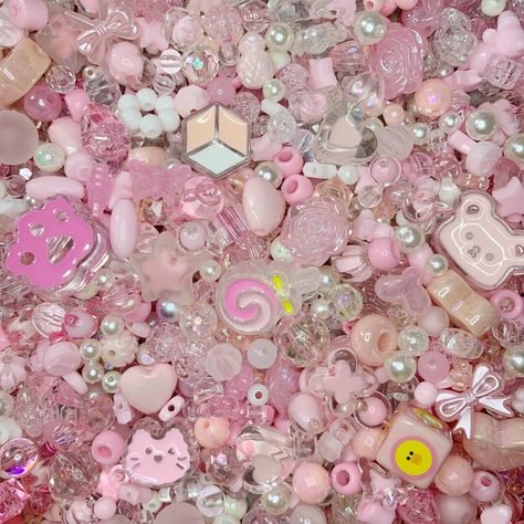 Croquis, Bead Confetti, Pink Core, Diy Kandi, Bead Soup, Wallpaper Soft, Pink Crafts, Hobby Ideas, Kandi Patterns