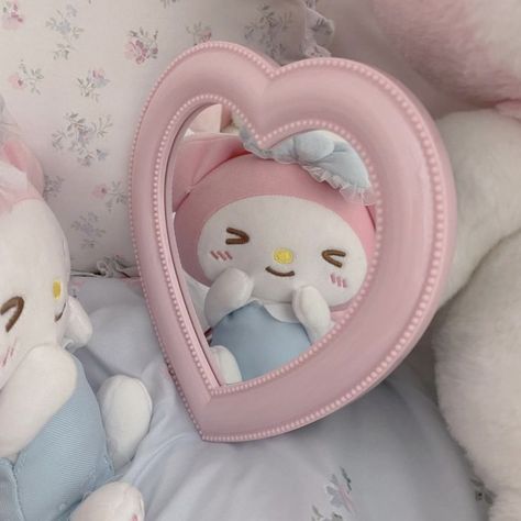 ♡ my melody plush looking in the mirror 🎀 Peluche Hello Kitty, Karakter Sanrio, My Melody Sanrio, Melody Hello Kitty, Soft Pink Theme, Hello Kitty Aesthetic, Hello Kitty Pictures, Pink Vibes, Pastel Pink Aesthetic