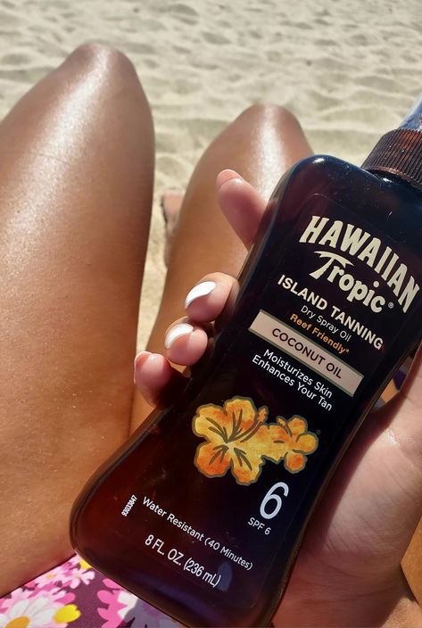 Hawaii Tropic Products, Hawaiian Tropic Tanning Oil, Tan Tips, Tanning Body, Tanning Skin Care, Mermaid Core, Summer Products, Beachy Aesthetic, How To Get Tan