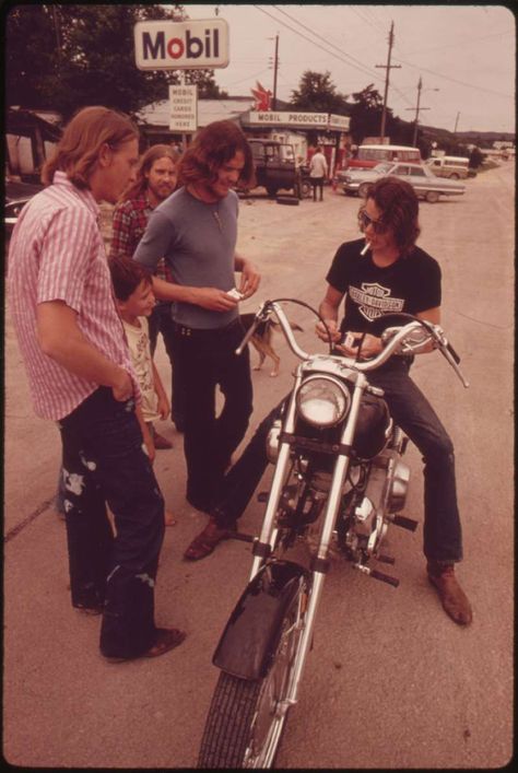 Leakey Texas, 1970s Aesthetic, 70’s Aesthetic, Guadalupe River, 70s Aesthetic, 70s Inspired Fashion, Environmental Concerns, I'm With The Band, National Archives