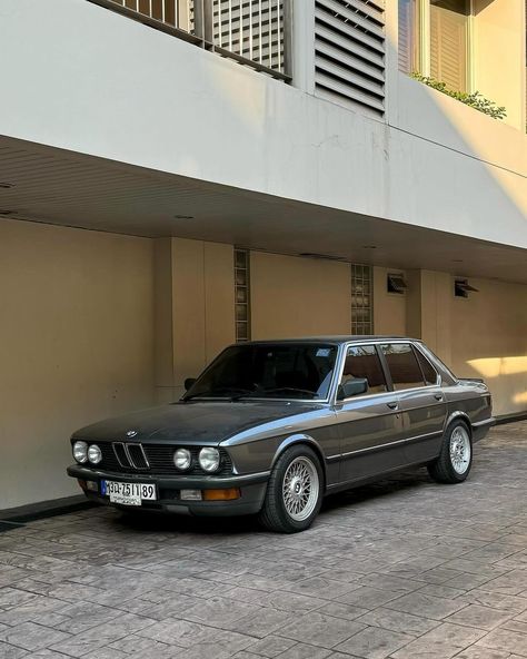 5 series (E28) Credit @nikp.bkk #e28outlaw #e28 #bmwe28 #e28life #e28_empire #bmwm5 #e30 #e36 #e28m5 #e28life #bmwclassic #classicbmw #bmwclub #bmwm #bmwperformance #bmwnation #bimmernation #mpower #bmwrepost #bmwrepost #bimmerfest #bimmerlove #bimmerlife #carphotography #m3 #m2 #bmwworld #90s #classiccar E28 Bmw, Bmw E28, Bmw Performance, Bmw Classic, March 25, Bmw 3 Series, Bmw Cars, Car Photography, Bmw M5