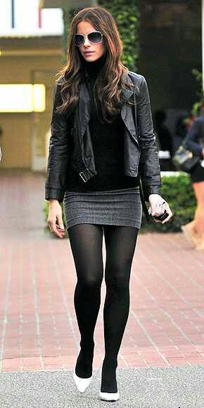 Kate Beckinsale Kate Beckinsale, Outfits Con Pantimedias, Black Opaque Tights, Tight Dress Outfit, Trendy Skirts, Mode Casual, Dresses Outfits, Black Pantyhose, Black Tights