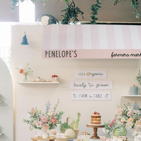 Diana Bang on Instagram: "Happy 1st Birthday Penelope! Farmers market themes take a lot of work to execute but they always turn out so so cute!!! . . . Photo @joycechoiphoto Event Design/Styling @paperlattes Florals @theflowerbyyoori Cakes @candyapple_cakes @jiasweets Mini Desserts @sweetsbykeeks Rice Cakes @korearicecake Prints @paperhavenshop Hanbok @hanbokbidanhyang Soft Play @ohbabycosoftplay" Farmers Market Smash Cake, Farmers Market 1st Birthday Girl, Farmers Market First Birthday Girl, Farmers Market Birthday Party 1st, Farmers Market Cake, Farmers Market Baby Shower Theme, Farmers Market First Birthday, Farmers Market Birthday Party, Farmers Market Party