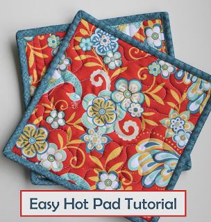 Tutorial for an easy hot pad, or could make larger and use as a mug rug or topper Sew Ins, Hot Pads Tutorial, Diy Sy, Quilted Potholders, Small Sewing Projects, Hot Pad, Creation Couture, Diy Couture, Sewing Projects For Beginners