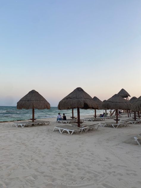#cancun #mexico #sunset #beach Bahia, Cancun Trip Aesthetic, Mexico Aesthetic Cancun, Mexico Photo Dump, Mexico Baecation, Cancoon Mexico, Cancun Beach Pictures, Mexico Beach Aesthetic, Cancun Mexico Aesthetic