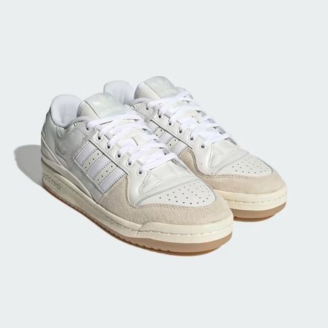 Iconic Aesthetic, Skor Sneakers, Adidas Forum, Adidas Vintage, Mens Sneakers Casual, Vintage Sneakers, Sneakers Mode, Fresh Shoes, Sneakers Adidas