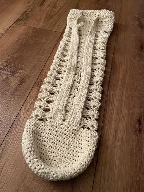 Yoga Mat Bag Free Crochet Pattern: 100% Functionality & Style Yoga Mat Crochet Bag, Gym Crochet Ideas, Yoga Mat Holder Crochet, Yoga Crochet Pattern, Crochet Yoga Mat Bag Pattern Free, Crochet Yoga Mat Strap, Crochet Accessories Ideas, Crochet Yoga Mat Bag, Yoga Bag Pattern