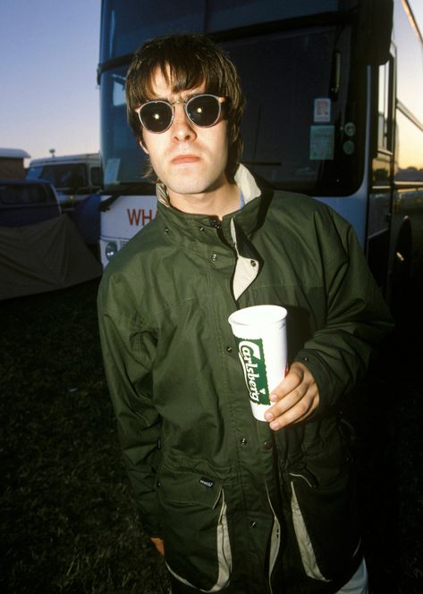 Iconic Looks, Liam Gallagher, 50th Birthday, Style Icon, On The Road, Effortless Style, Gq, The Road, Parka