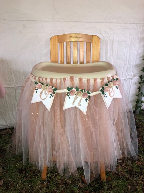 Rustic flower high chair banner/tutu High Chair Tutu 1st Birthdays, One Year Birthday High Chair Decoration, 1 Year High Chair Decor, 1st Bday Highchair Decorations, One High Chair Decoration, Birthday High Chair Decorations 1st, Boho Highchair Banner, Fairy First Birthday High Chair, One Year High Chair Decoration