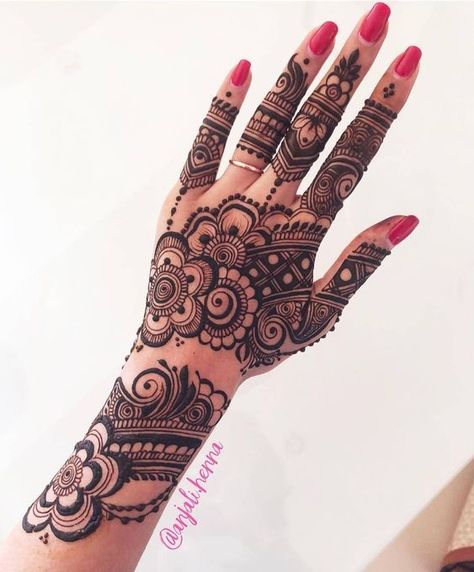 Mehndi Designs Finger, Henna Hand Designs, Elegant Henna, Indian Henna Designs, Khafif Mehndi Design, Indian Mehndi Designs, मेहंदी डिजाइन, Mendhi Designs, Mehndi Designs 2018