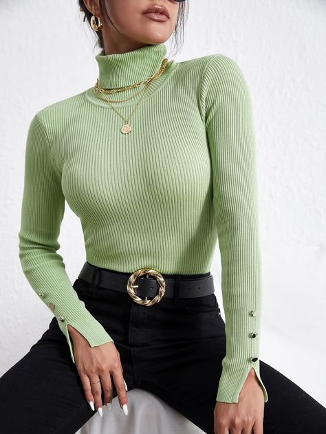 Green Sweater Outfit, Mint Green Outfits, Green Outfits For Women, Neat Casual Outfits, Pullovers Outfit, Turtleneck Outfit, Business Outfits Women, Ladies Turtleneck Sweaters, Women Sweaters