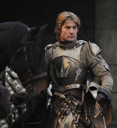 Game of Thrones (series 2011 - ) Starring: Nikolaj Coster-Waldau as Jaime Lannister – the King Slayer. <3 You are allowed to show your pleasure. <3 Knights Reference, Arthur Dayne, Game Of Thrones Jaime, Jamie Lannister, Game Of Thrones Wallpaper, Armor Reference, Rogue Nation, Male Faces, Nikolaj Coster