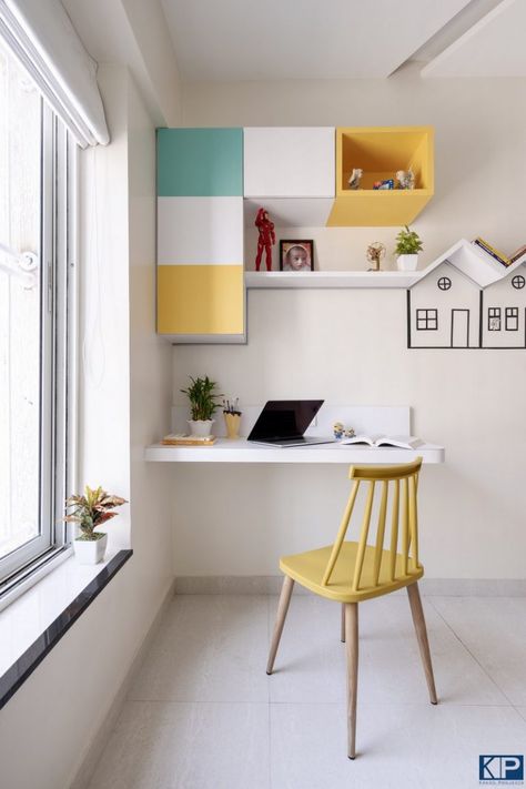 Wall mounted folding table