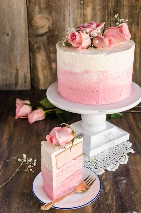 Strawberry Pink Ombre Cake - Oh Sweet Basil Blush Flowers Centerpiece, Pink Ombre Cake, Diy Dessert, Baby Shower Cakes Girl, Torte Cupcake, Homemade Frosting, Ombre Cake, Strawberry Pink, Sweet Basil