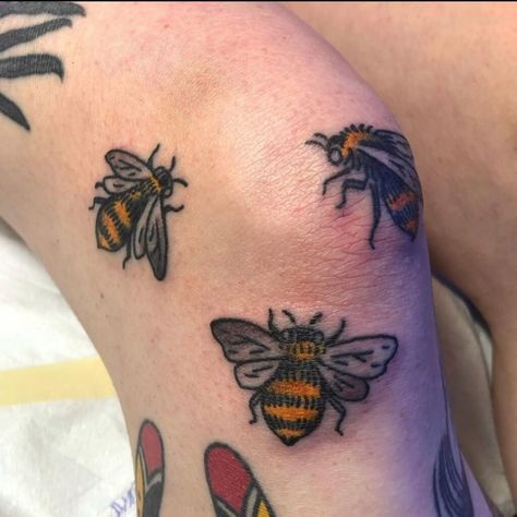 200 Best Knee Tattoos Designs With Pictures (2022) - TattoosBoyGirl Bee Knees Tattoo, Bees On Knees Tattoo, Bees Knees Tattoos, Knee Bee Tattoo, Bees Knee Tattoo, The Bees Knees Tattoo, Bee Tattoo On Knee, Nature Knee Tattoo, Bee Tattoo Knee