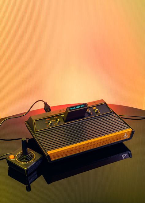 How the Atari 2600 Led Videogaming's Home Invasion | WIRED Atari 2600 Console, Atari Console, Atari Video Games, Atari 2600 Games, Home Invasion, Atari Games, 80s Video Games, Old Technology, Vintage Videos