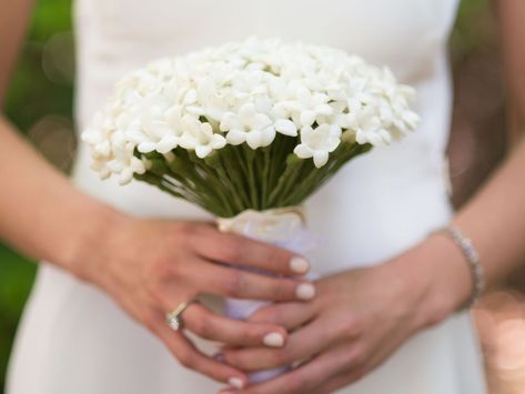 Minimalist bouquet 2019 bouquet trends Mini Bridal Bouquet Simple, Nosegay Bridal Bouquet, Affordable Bridesmaid Bouquet, Petite Flower Bouquet, Simple Elopement Bouquet, Mini Bride Bouquet, Bridesmaid Mini Bouquet, Tiny Bridal Bouquet, Minimalistic Wedding Bouquet