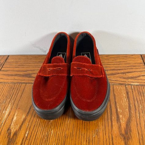 NWOB Vans Velvet Burnt Orange Womens Oxfords Loafers Size 6 Vans Loafers, Burnt Orange Color, Preppy Summer, Velvet Material, Womens Vans, Vans Shoes, Womens Oxfords, About Me, Burnt Orange