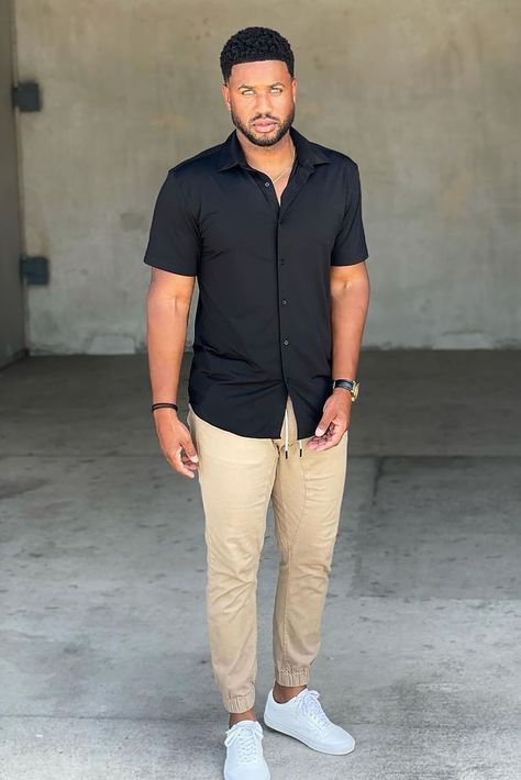 Perfect Casual Outfits for Men: Best Style Guide of 2023 Men In Joggers Outfit, Khaki Pants Outfit Men Wedding Guest, Kakis Pants Outfit Men Formal, Hot Styles Outfits Men, Casual Men Outfits Spring, Mens Outfits Khaki Pants, Men’s Outfits Sunmer, 35 Year Old Men Fashion Casual, Guys Dinner Outfit