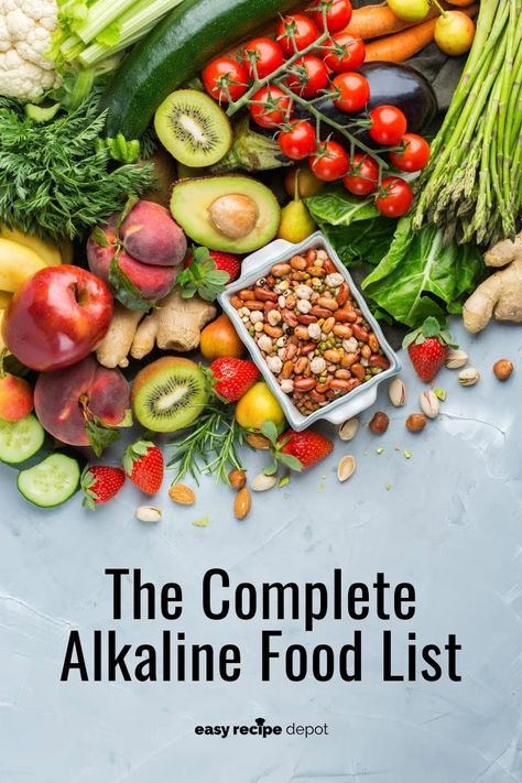 The alkaline diet may help you treat acid reflux. What to eat when following this popular plan? We’ve assembled an alkaline food list to serve as your guide. #EasyRecipeDepot Alkaline Food List, Top Alkaline Foods, Acid Reflux Diet Plan, Alkaline Snacks, Alkaline Foods List, Alkalizing Foods, Healthy Meal Planning, Alkaline Recipes, Alkaline Diet Recipes