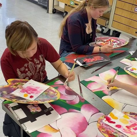 SMMS Studio Art | 8th grade Advanced Artists have begun their acrylic paintings inspired by Georgia O’Keeffe. This year we are painting cropped and framed... | Instagram