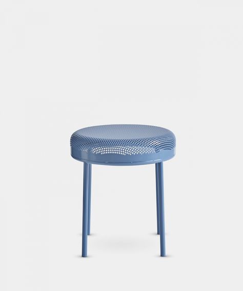 A minimalist, metal stool with a perforated seat. In steel with a powder-coated blue finish. Inspired by bar stools in British pubs (check out the over-sized seat, usually upholstered). Dimma Chair by Alexander Lervik for Tingest. Powder Coated Furniture, Blue Bar Stool, Steel Stool, Plumbing Pipe Furniture, Designer Bar Stools, Futuristic Furniture, Metal Stool, Minimalist Furniture, Art Chair