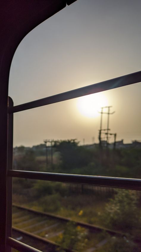 Sunrise aesthetic pictures Indian Train Window View, Train Images Indian, Train Pics Aesthetic, Morning Train Snap, Train Window View Video, Indian Train Travel Photography, Train View Window, Indian Train Photography, Train Photography Aesthetic