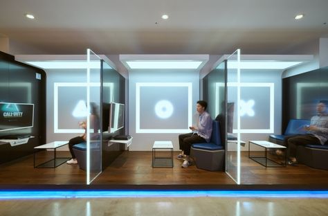 » Sony PlayStation lounge by studio IMA, Seoul – South Korea Gaming Store Design, Gaming Zone Interior Design, Game Shop Design, Gaming Center Design, Warnet Gaming, Game Center Design, Game Store Design, Playstation Design, Game Room Layout